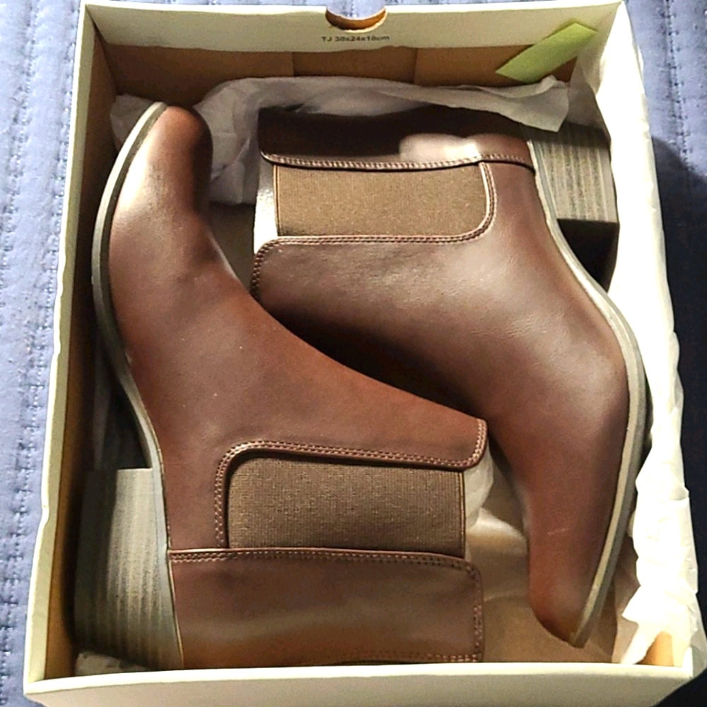 Woman boots